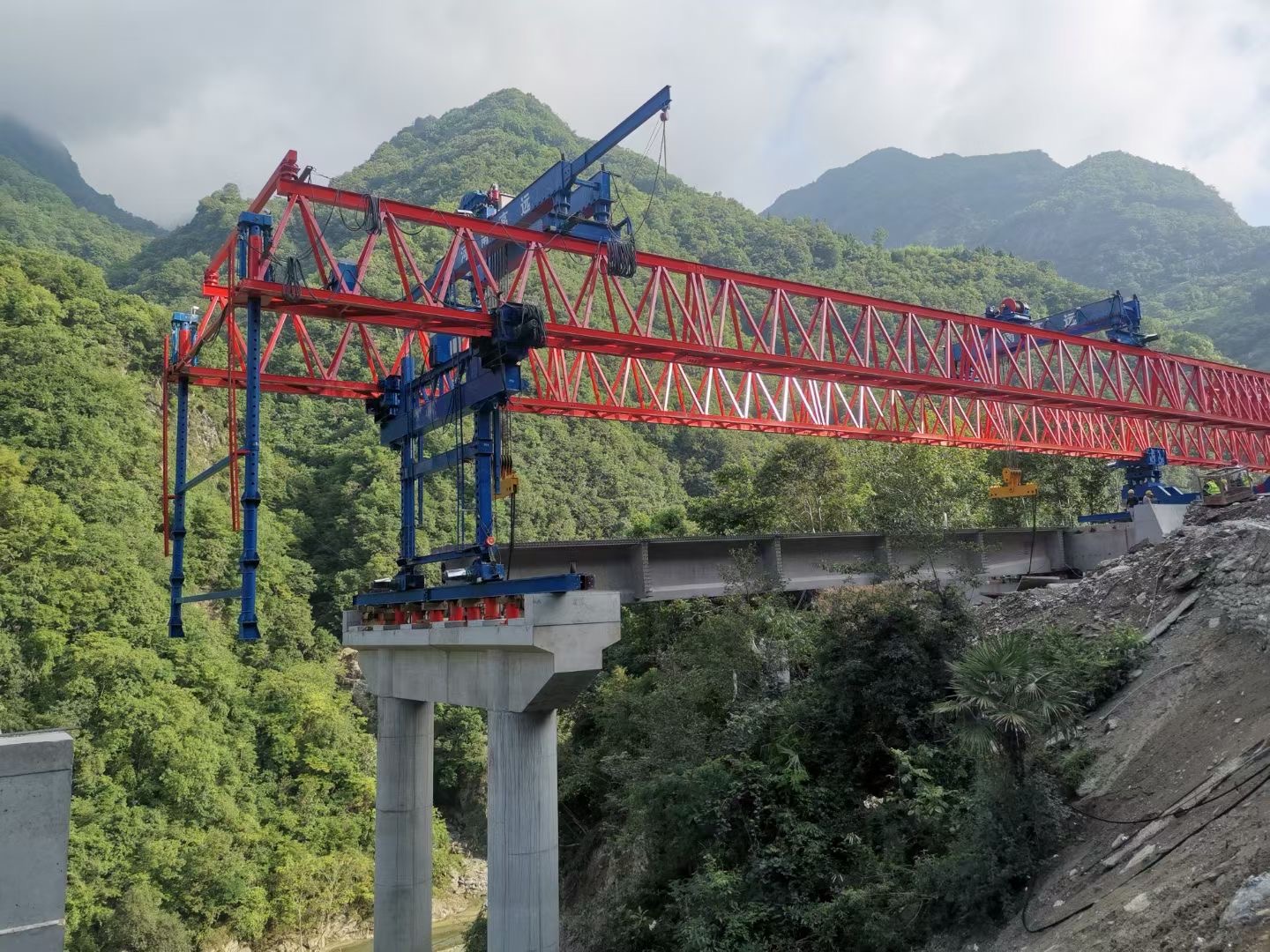 對于架橋機(jī)的基本要求